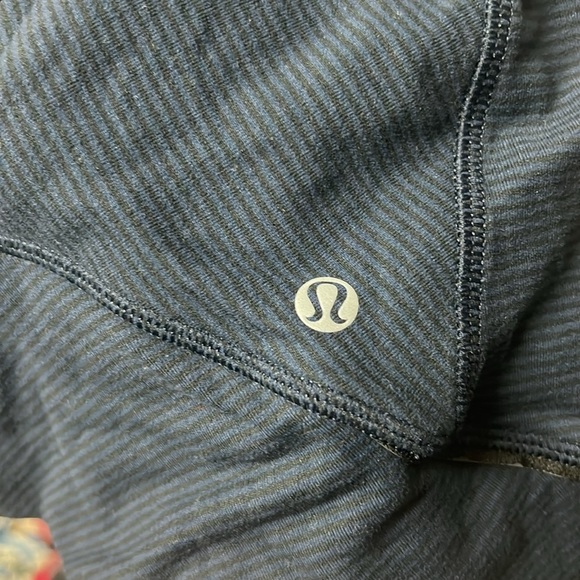 Lululemon quarter zip - Picture 4 of 5